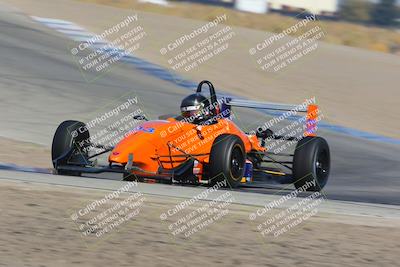 media/Oct-30-2022-CalClub SCCA (Sun) [[310aff4a96]]/Race Group 2/Race (Grapevine)/